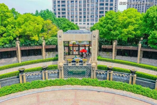 尊国际售楼处发布：品质生活新高度米乐m6登录入口品尊国际网站 品(图19)